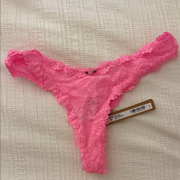 SKIMS Sugar Pink Lace Dipped Thong in Sugar Pink - Medium - Picture 2 of 3